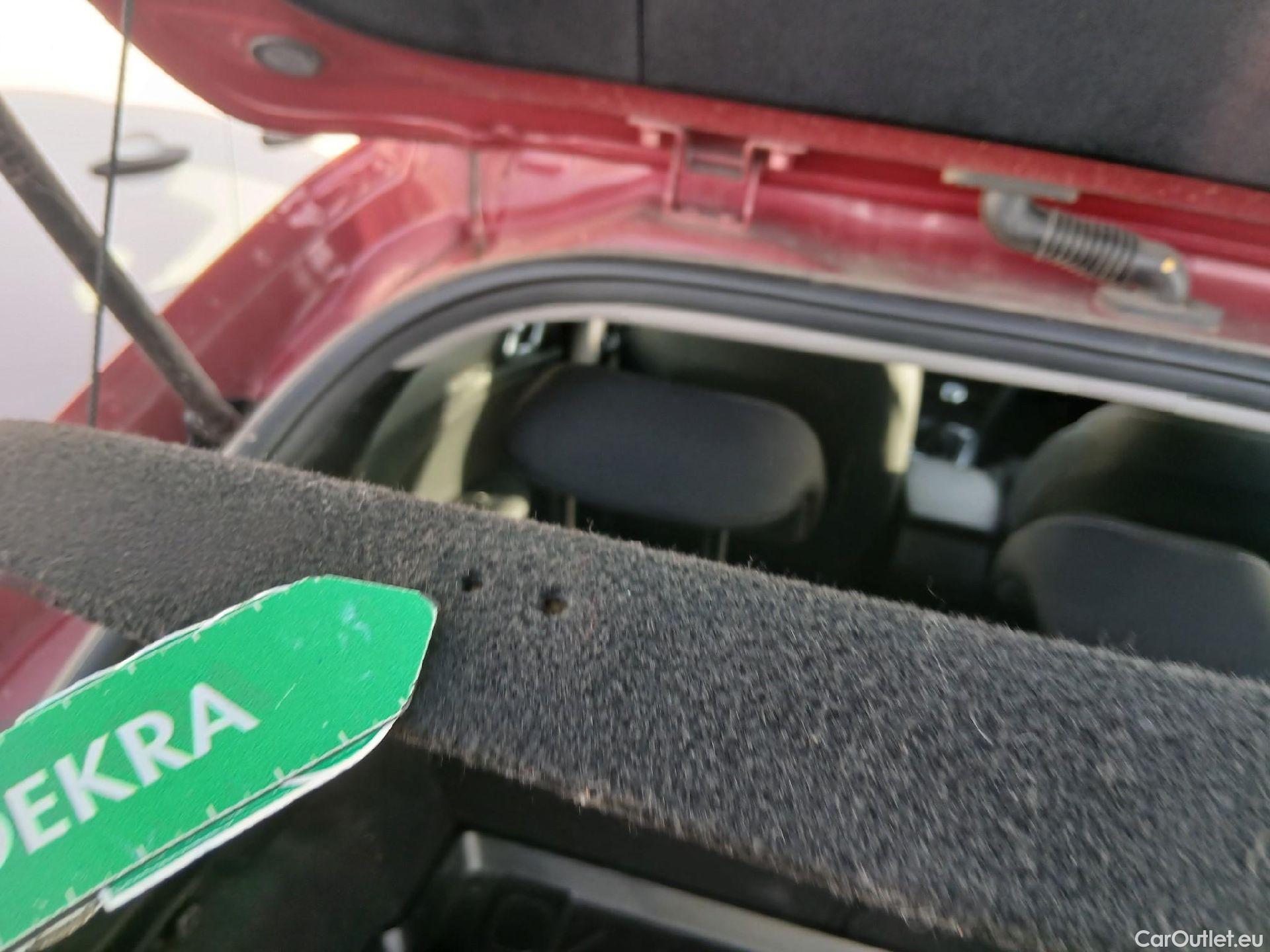  KIA  XCeed KIA  / 2019 / 5P / todoterreno 1.0 T-GDi Drive 88kW (120CV) #21