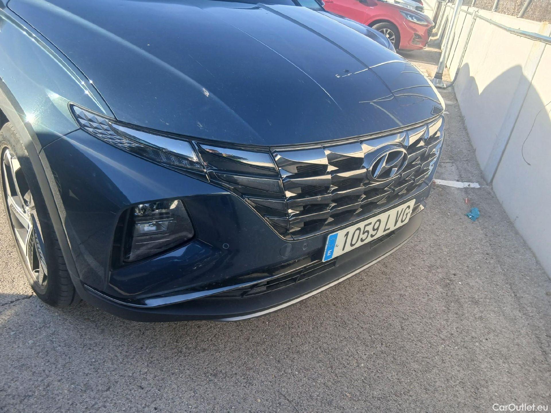  Hyundai  Tucson HYUNDAI  / 2020 / 5P / todoterreno 1.6 TGDI 169kW HEV Tecno Auto 2C #7