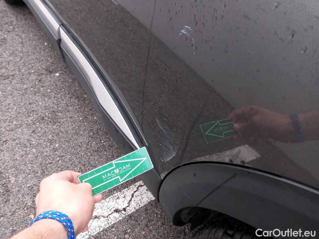  Peugeot  3008 PEUGEOT  Hybrid / 2020 / 5P / todoterreno 225 e-EAT8 Allure #17