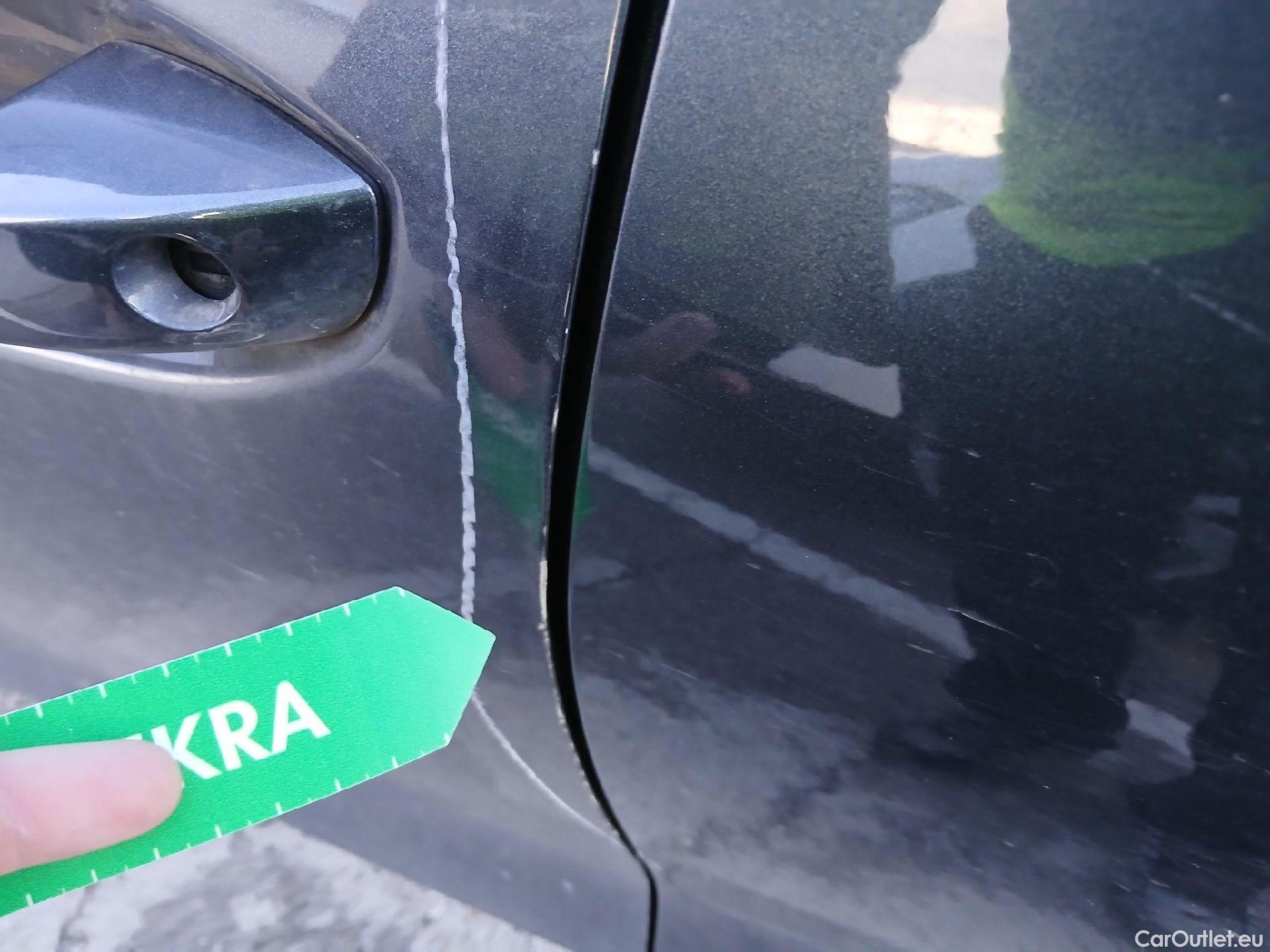  Seat  Leon SEAT Nuevo León / 2020 / 5P / familiar SP 2.0 TDI 85kW Reference Go #27