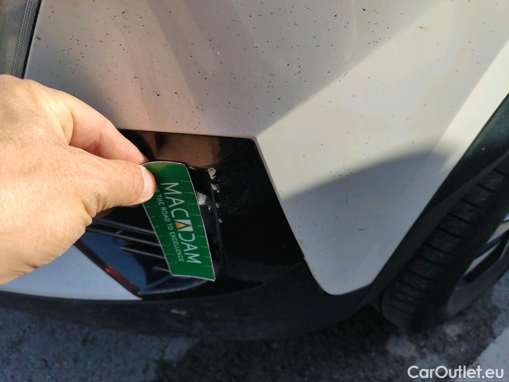  Peugeot  2008 PEUGEOT  / 2019 / 5P / todoterreno Allure Pack BlueHDI 81kW (110CV) (AC) #30