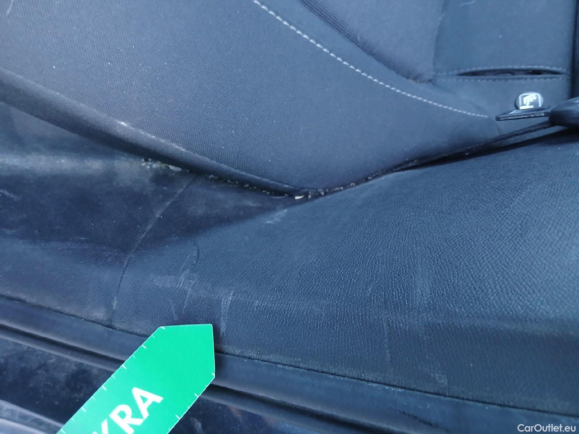  Seat  Leon SEAT Nuevo León / 2020 / 5P / familiar SP 2.0 TDI 85kW Reference Go #4