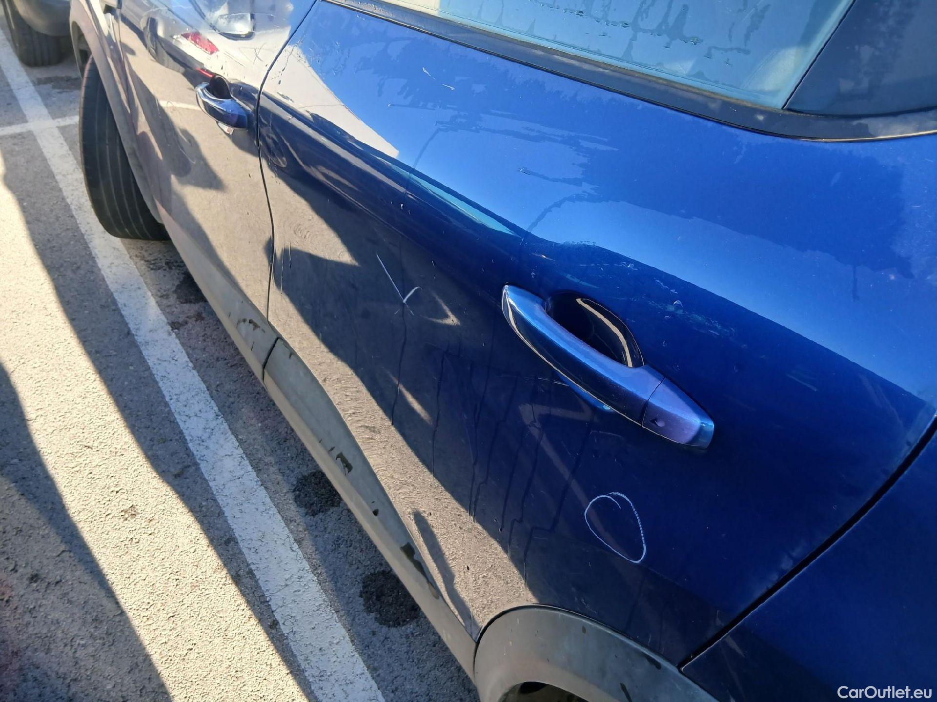  Renault  Captur RENAULT  / 2020 / 5P / todoterreno Intens TCe 90 #17