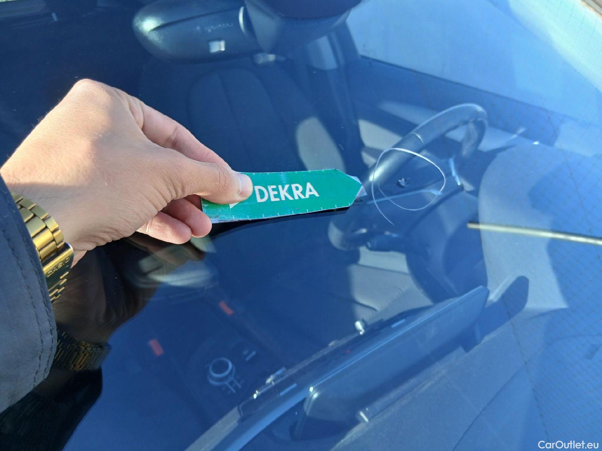  Bmw  X1 BMW  sDrive18i (CX2) #8