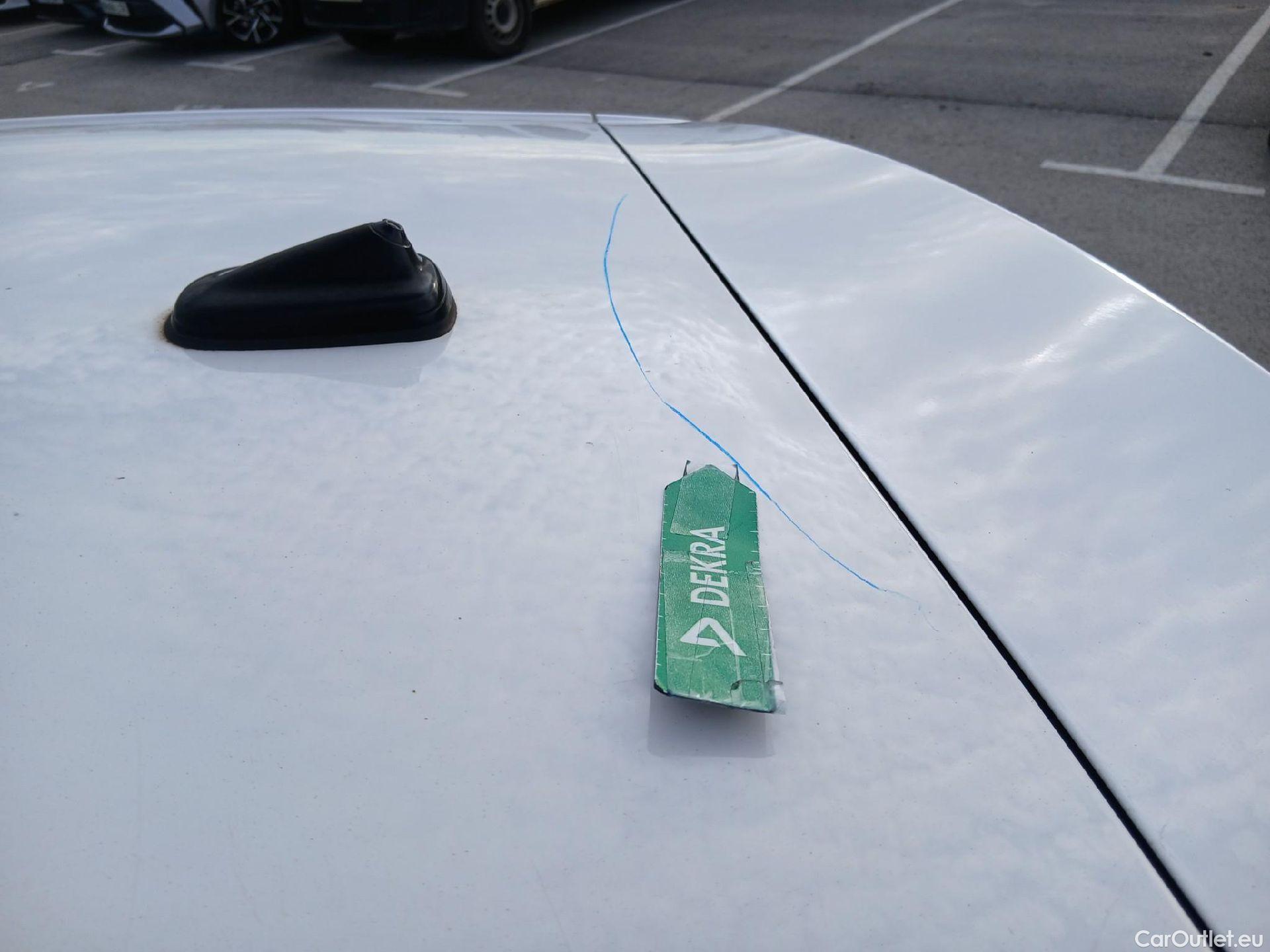  Seat  Ibiza SEAT  / 2017 / 5P / berlina con portón 1.0 MPI 59kW (80CV) Reference Plus(SP) #9