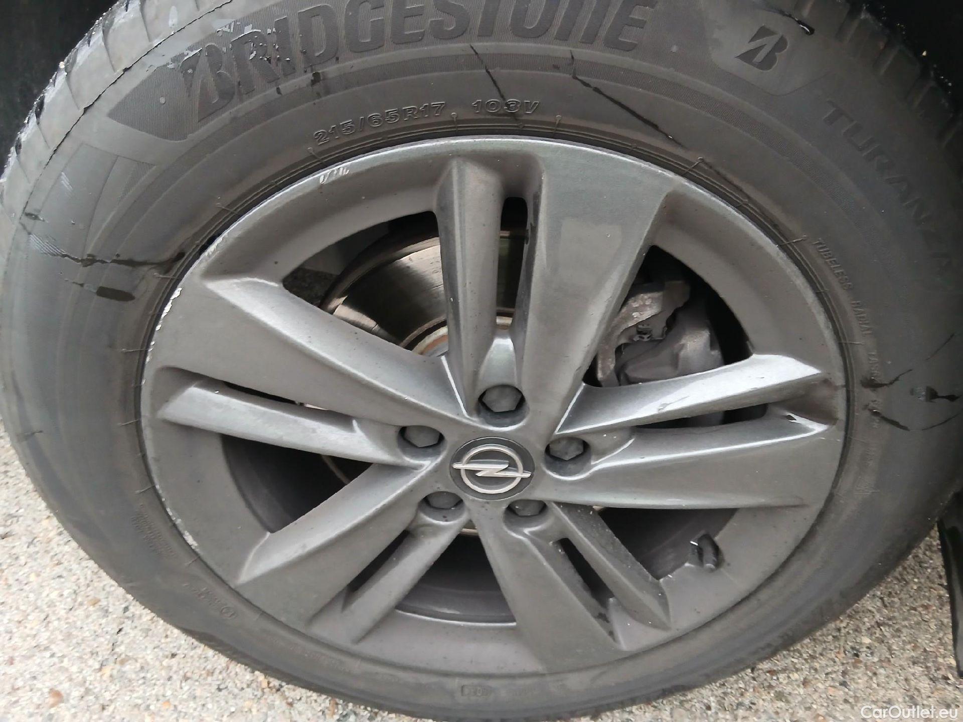  Opel   Grandland X OPEL Grandland / 2021 / 5P / todoterreno 1.5 CDTi Business Edition Auto #25