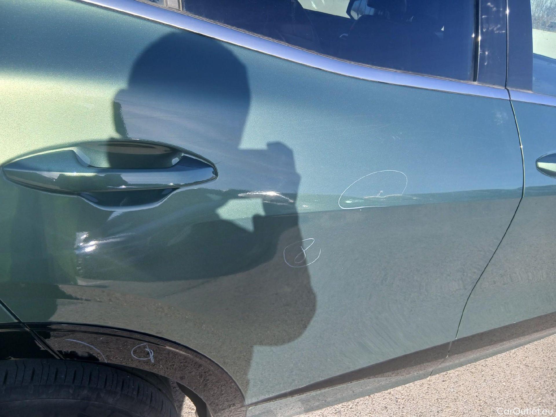  KIA  Sportage KIA  / 2022 / 5P / todoterreno 1.6 T-GDi HEV 171kW (230CV) GT-line 4X2 #36