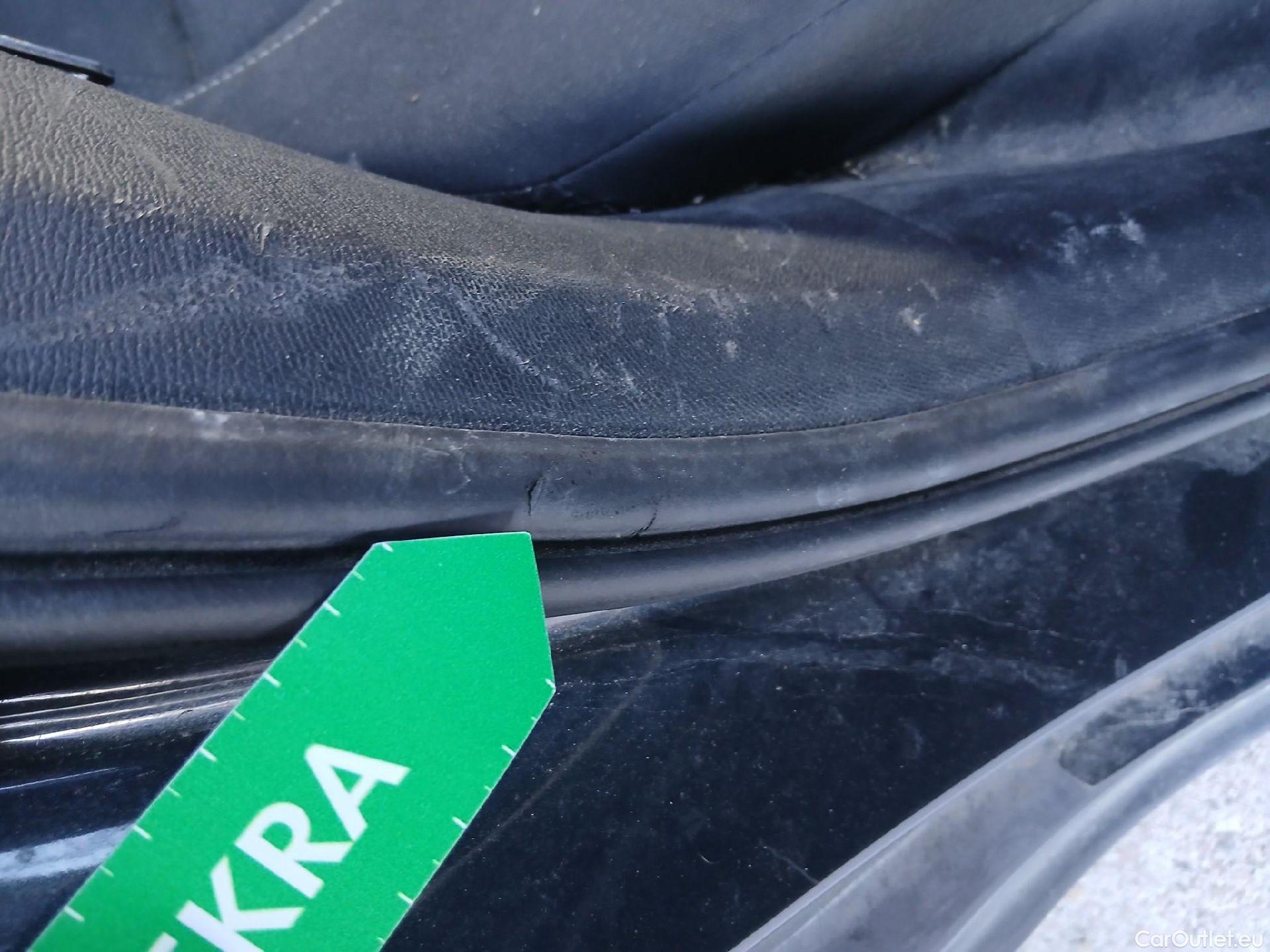  Seat  Leon SEAT Nuevo León / 2020 / 5P / familiar SP 2.0 TDI 85kW Reference Go #14