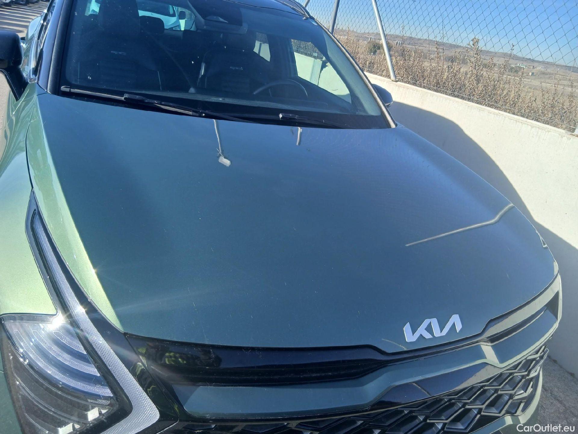  KIA  Sportage KIA  / 2022 / 5P / todoterreno 1.6 T-GDi HEV 171kW (230CV) GT-line 4X2 #10