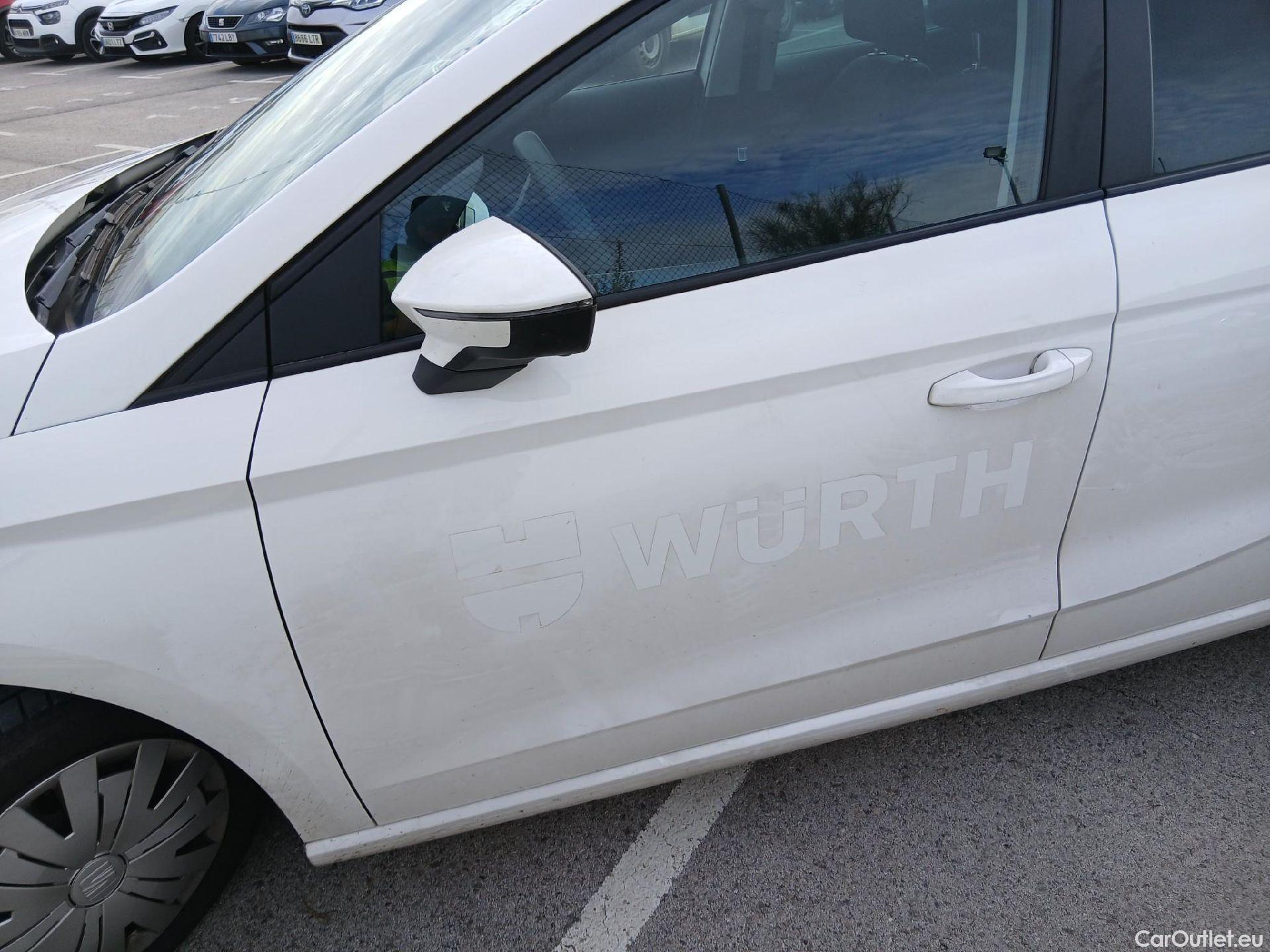  Seat  Ibiza SEAT  / 2017 / 5P / berlina con portón 1.0 MPI 59kW (80CV) Reference Plus(SP) #8