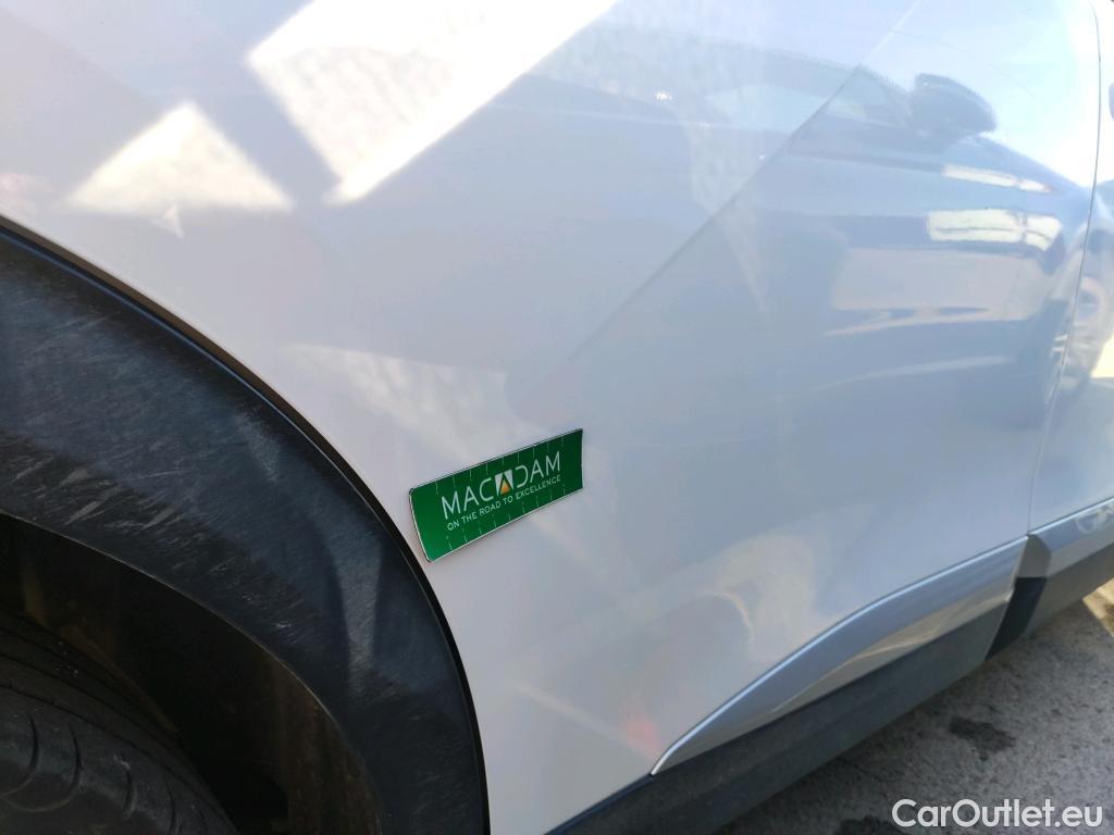  Peugeot  2008 PEUGEOT  / 2019 / 5P / todoterreno Allure Pack BlueHDI 81kW (110CV) (AC) #14