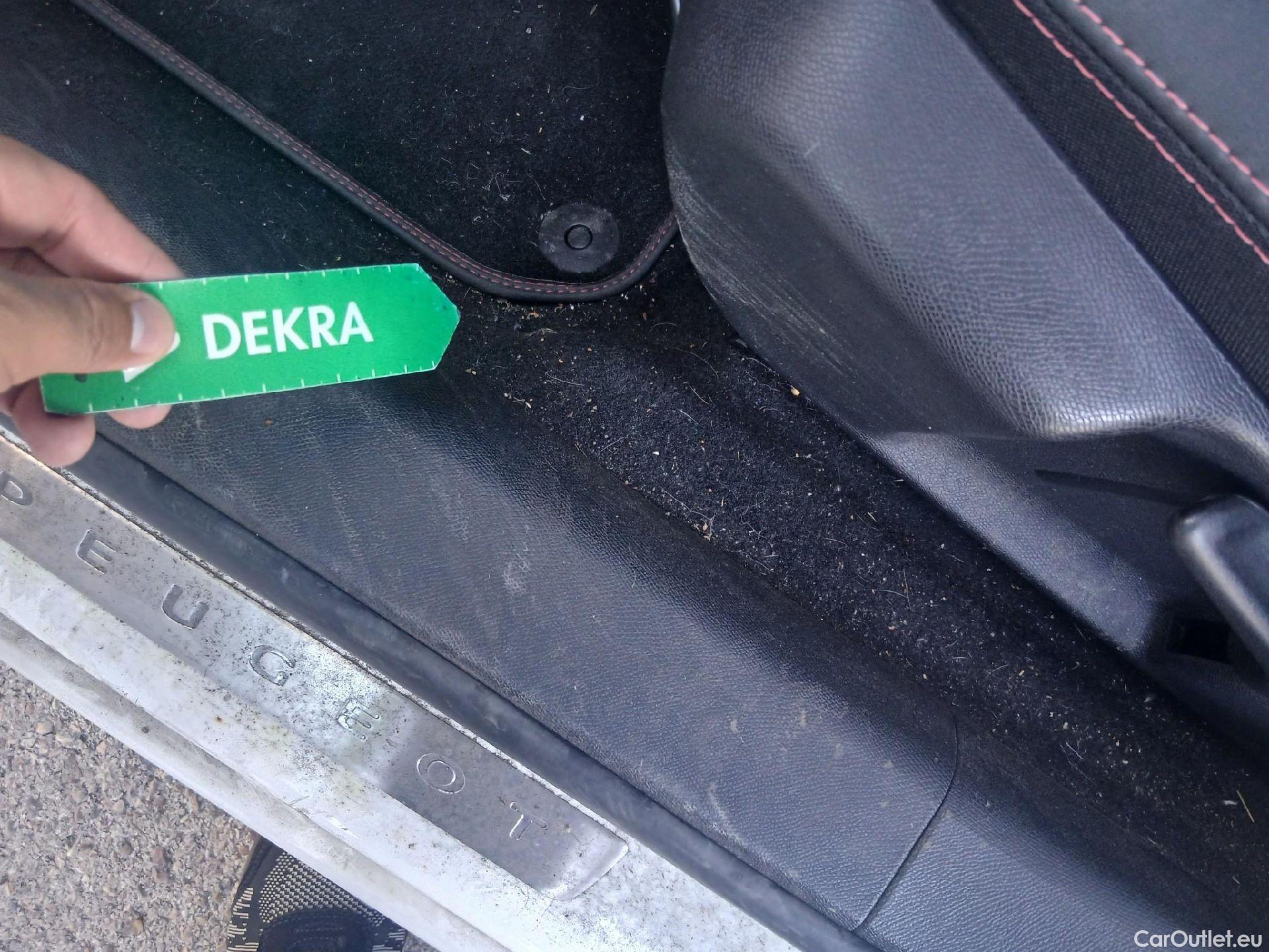  Peugeot  308  GT Line 1.2 PureTech 130CV AT8 E6dT #2