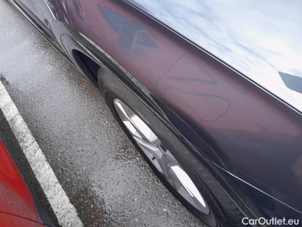  Audi  Q5 AUDI  / 2016 / 5P / todoterreno Design 35 TDI 120kW S tronic (AC) #3