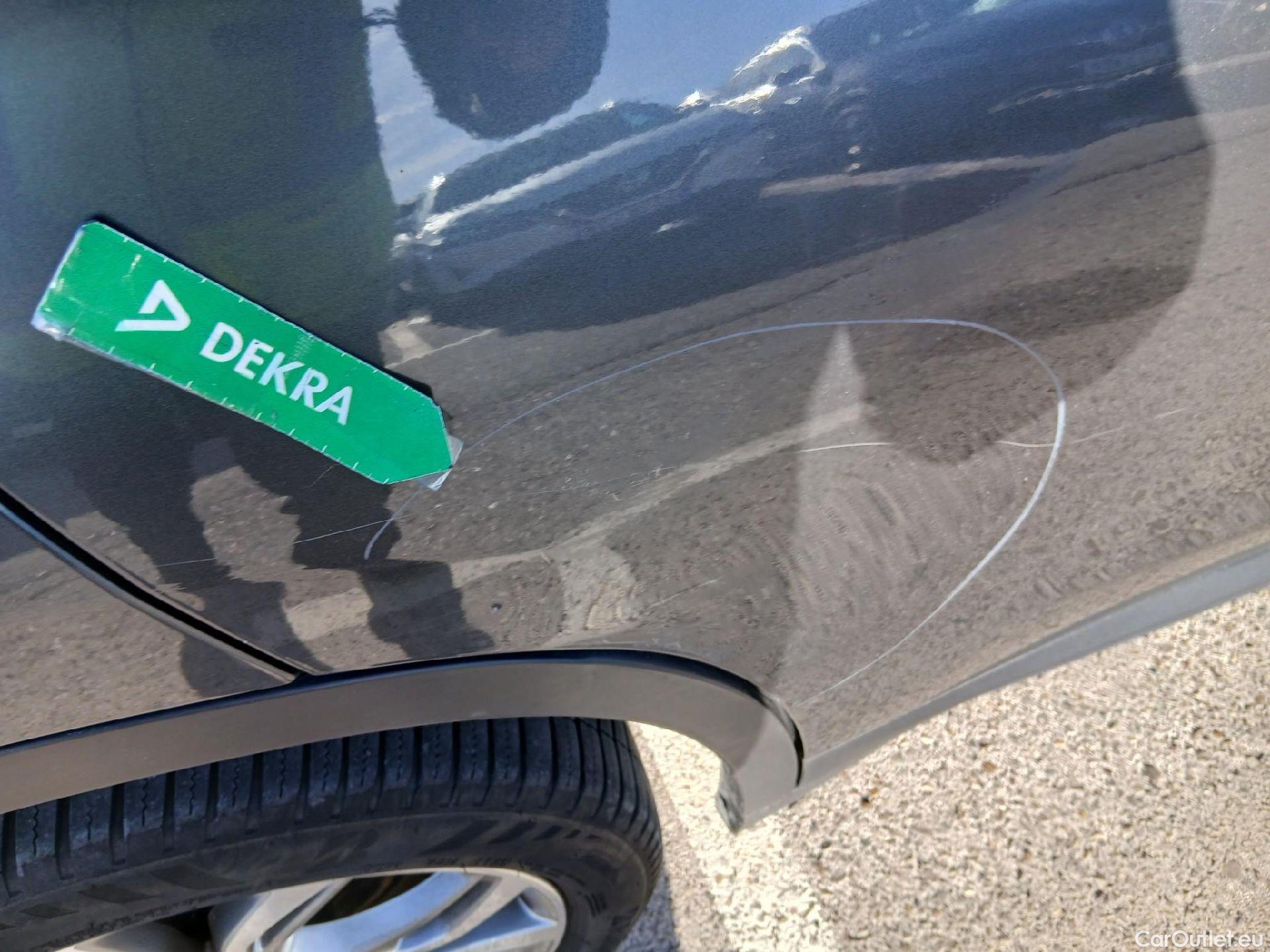  Bmw  X1 BMW  sDrive18i (CX2) #32