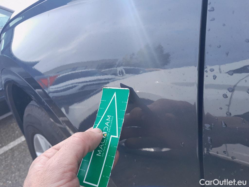  Audi  Q5 AUDI  / 2016 / 5P / todoterreno Design 35 TDI 120kW S tronic (AC) #8