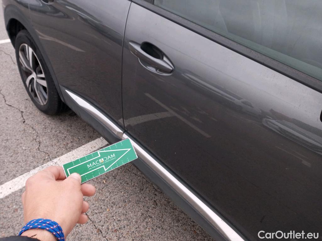  Peugeot  3008 PEUGEOT  Hybrid / 2020 / 5P / todoterreno 225 e-EAT8 Allure #20