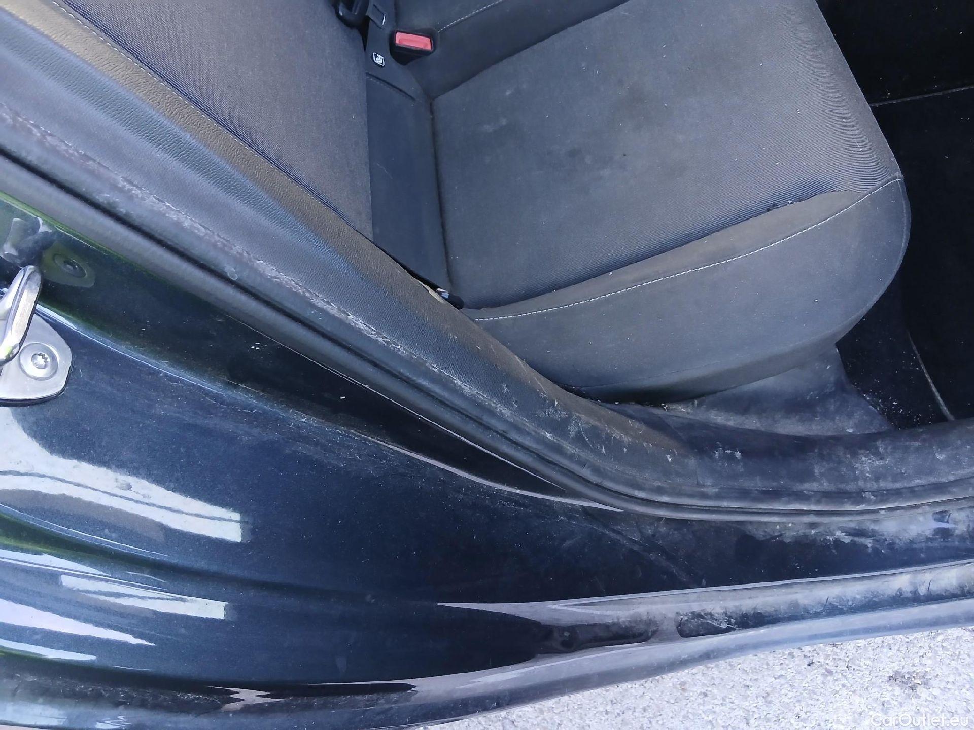  Seat  Leon SEAT Nuevo León / 2020 / 5P / familiar SP 2.0 TDI 85kW Reference Go #13