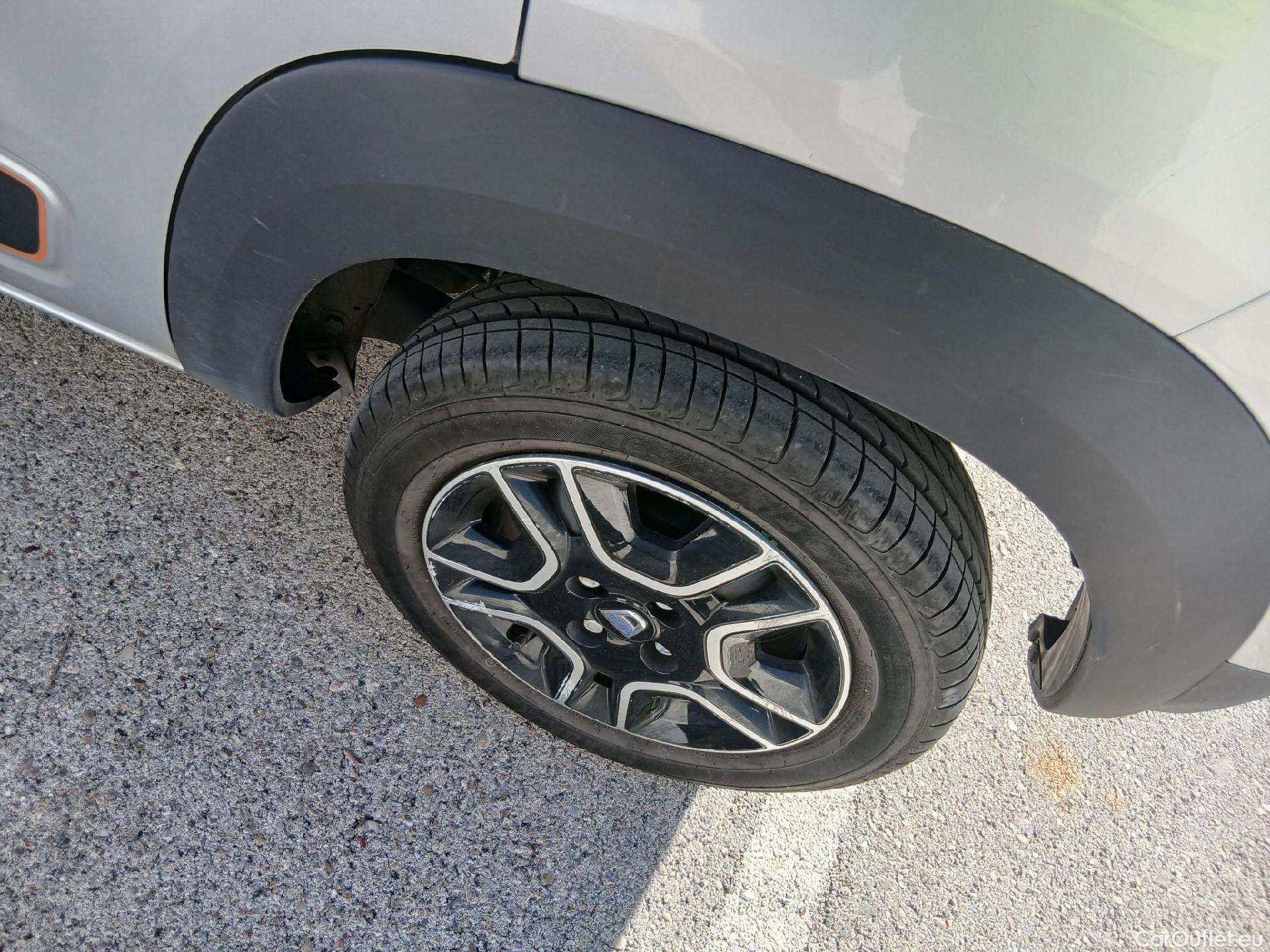  Dacia  Spring DACIA  / 2021 / 5P / berlina con portón Comfort Plus Electric 33kW (45CV) (AC) #7