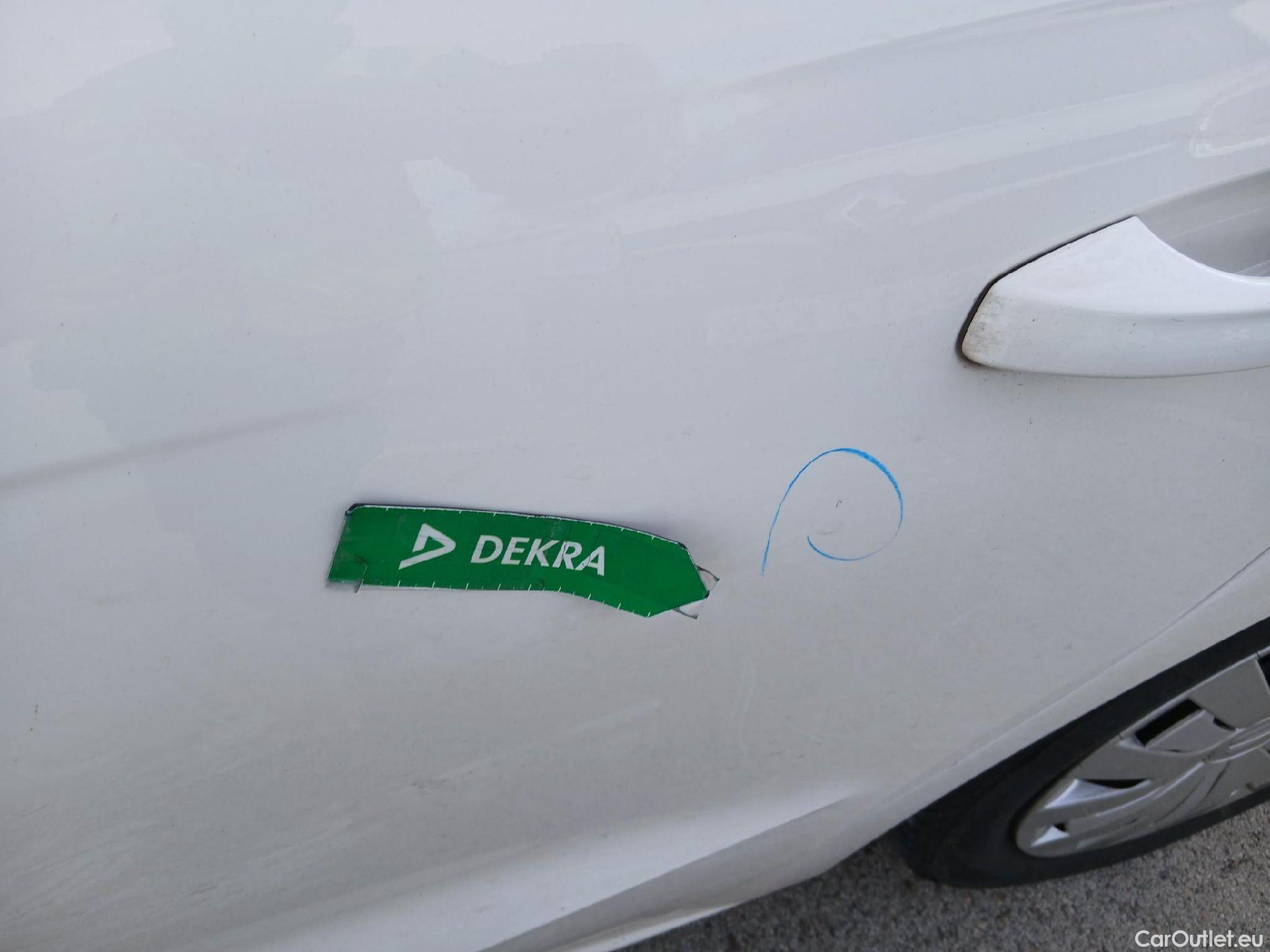  Seat  Ibiza SEAT  / 2017 / 5P / berlina con portón 1.0 MPI 59kW (80CV) Reference Plus(SP) #12