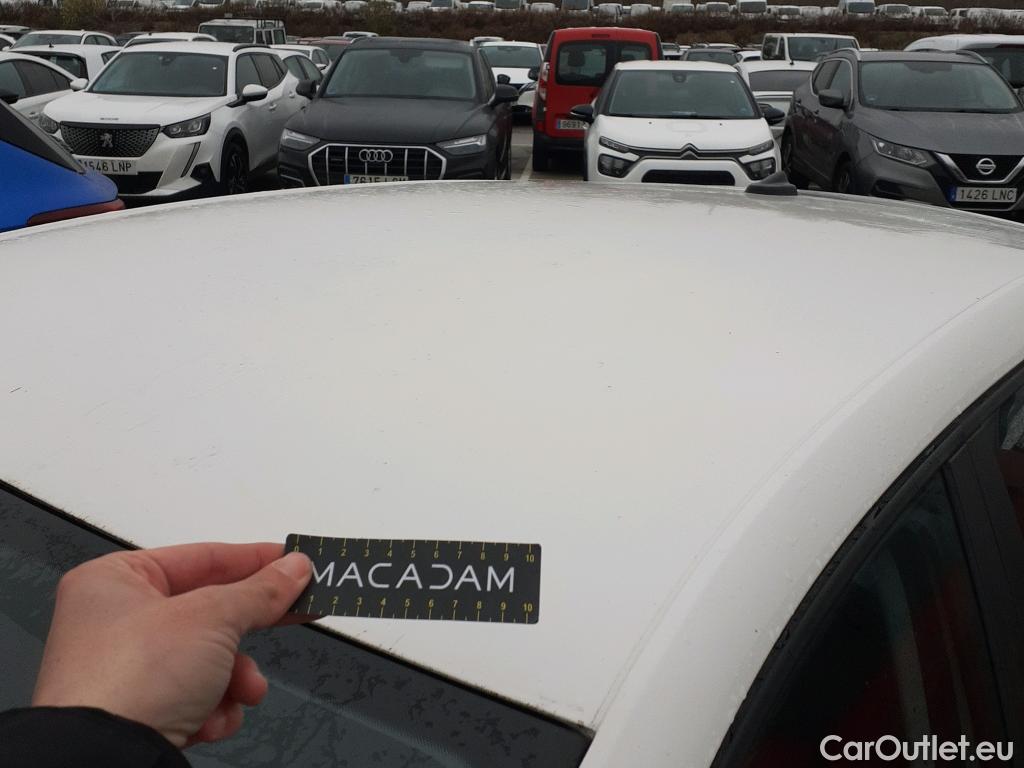  Seat  Ibiza SEAT  / 2017 / 5P / berlina con portón 1.0 MPI 59kW (80CV) Reference Plus(SP) #1