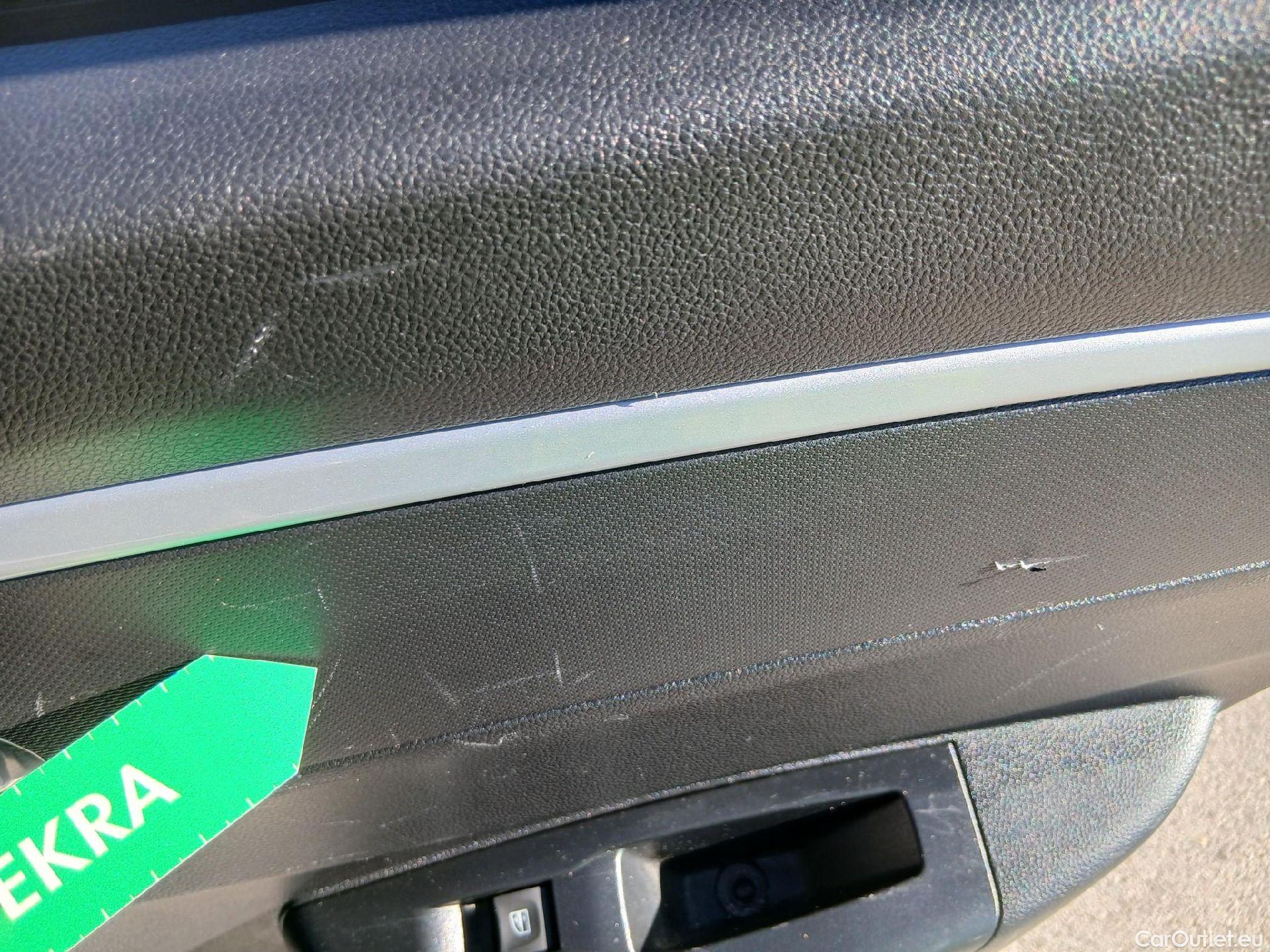  Dacia  Spring DACIA  / 2021 / 5P / berlina con portón Comfort Plus Electric 33kW (45CV) (AC) #17