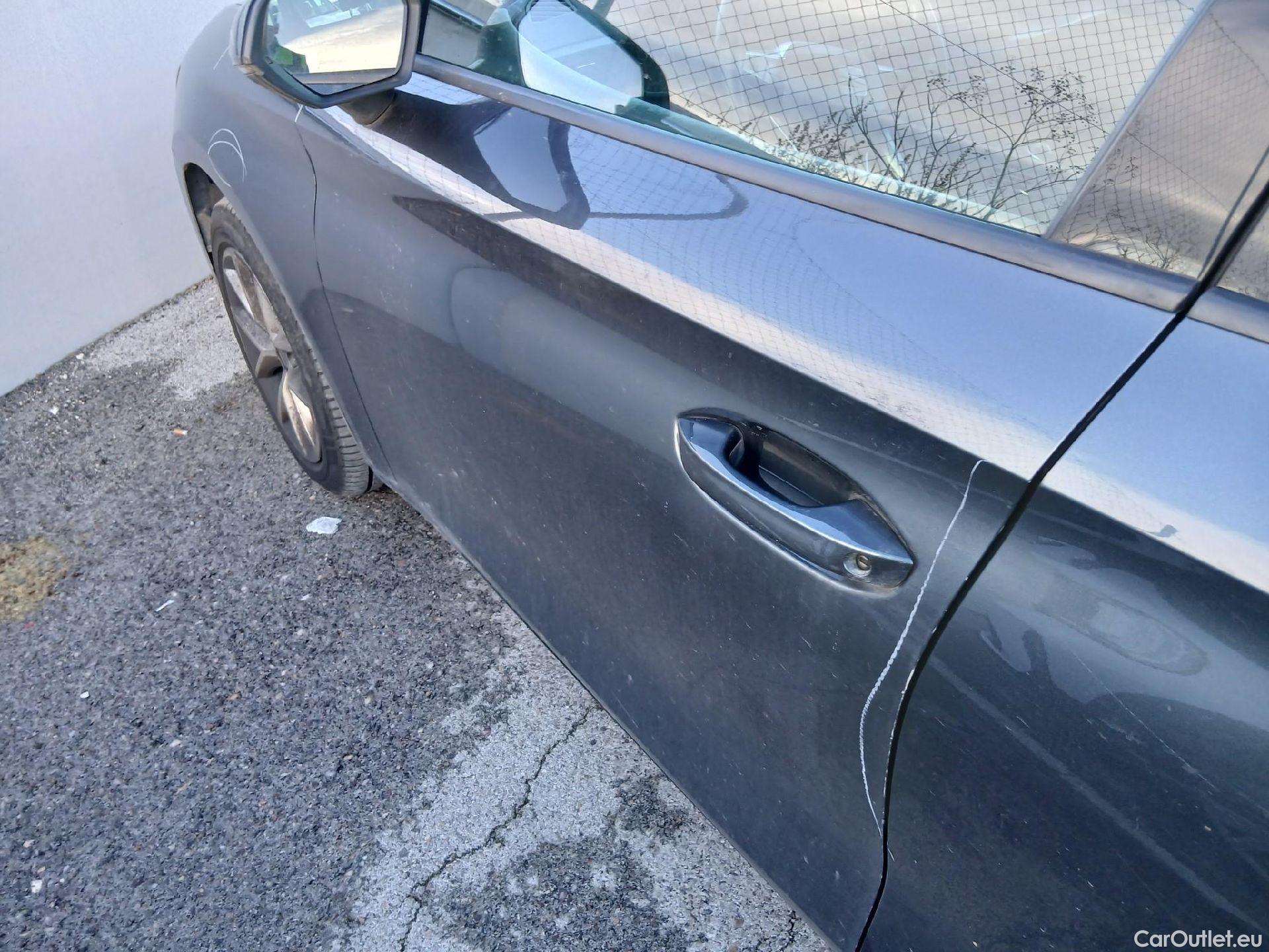  Seat  Leon SEAT Nuevo León / 2020 / 5P / familiar SP 2.0 TDI 85kW Reference Go #26