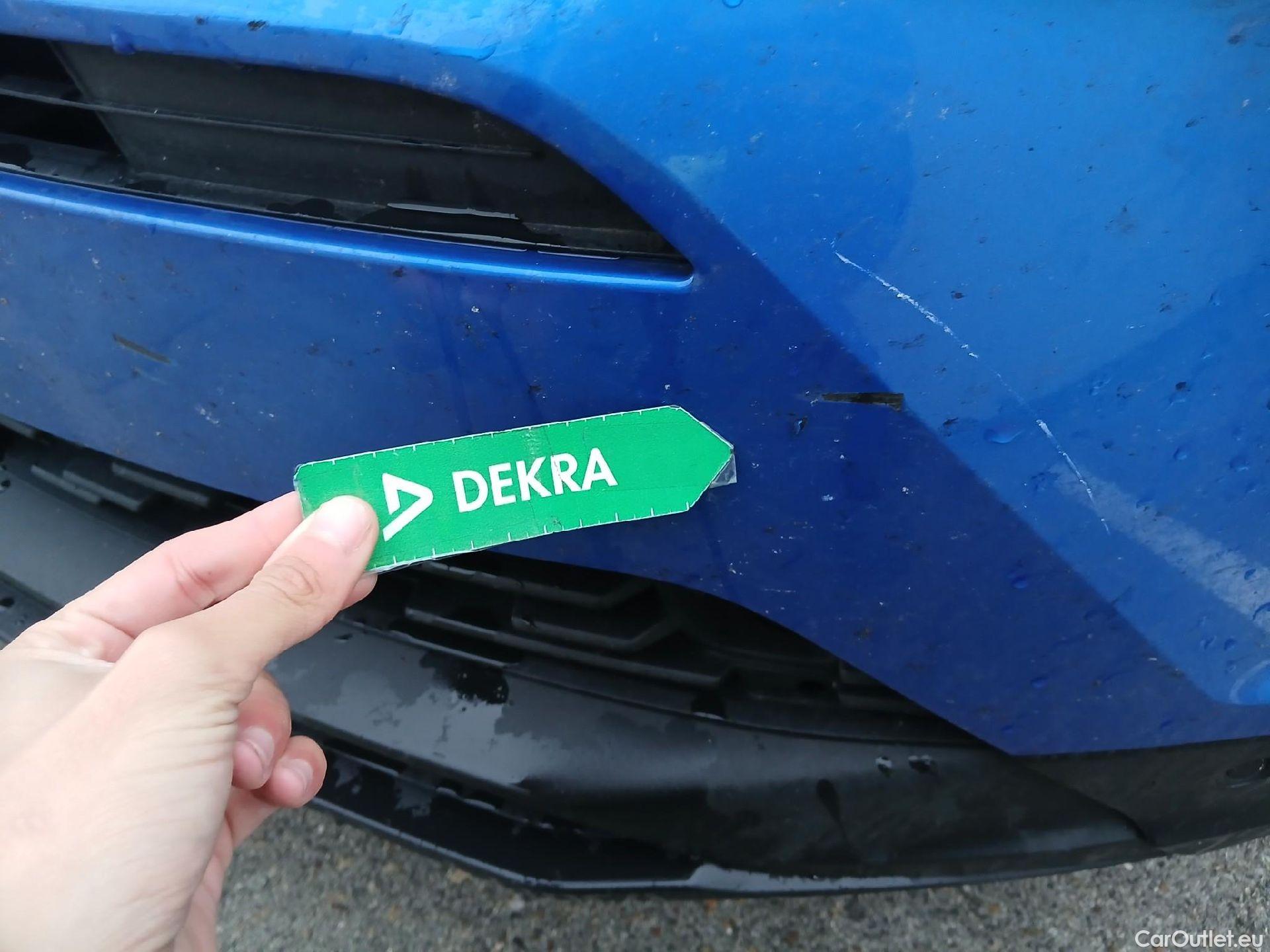  Opel   Grandland X OPEL Grandland / 2021 / 5P / todoterreno 1.5 CDTi Business Edition Auto #9