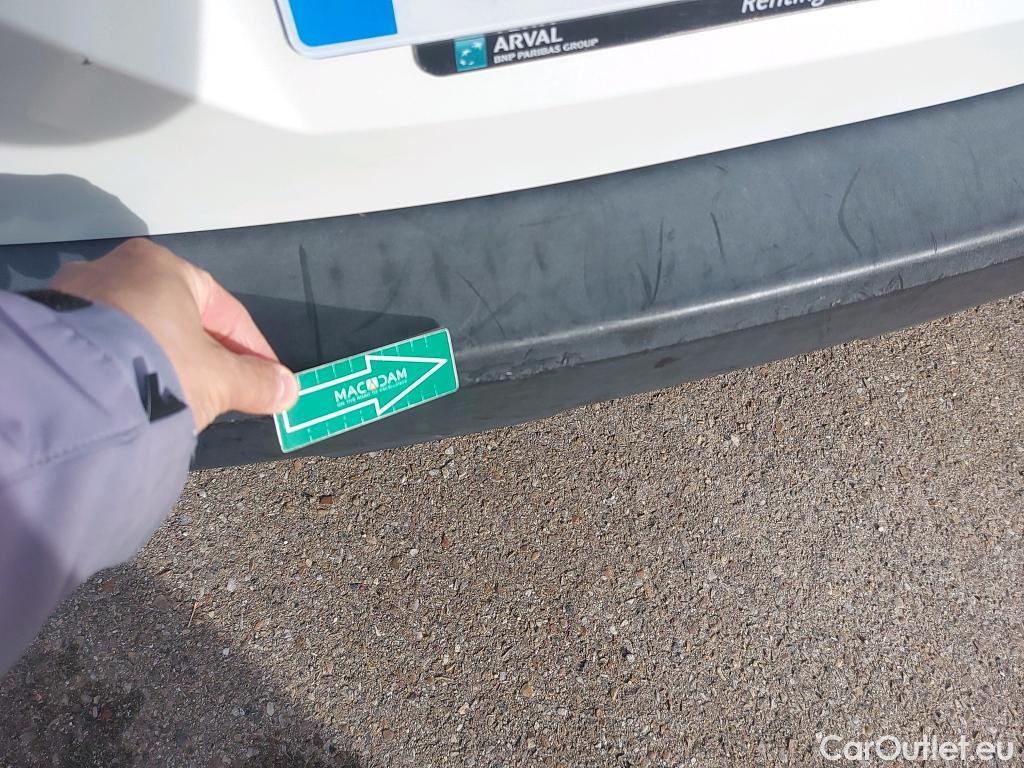  Peugeot  5008 PEUGEOT  / 2020 / 5P / todoterreno 1.2 PureTech 96KW S&S Active Pack EAT8 #12