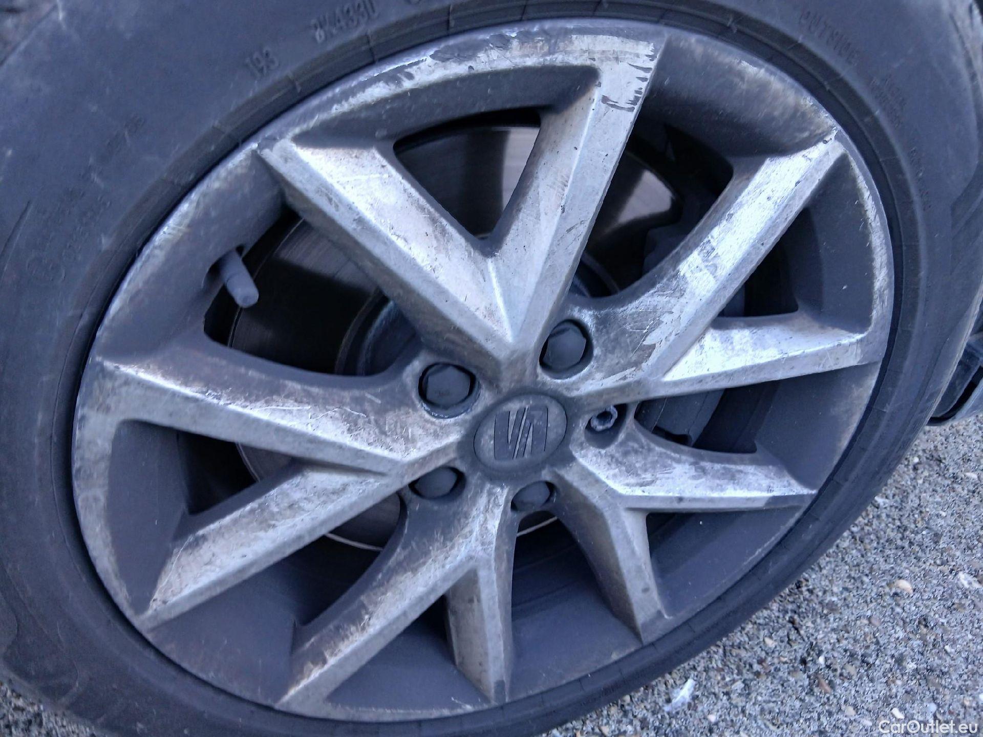  Seat  Leon SEAT Nuevo León / 2020 / 5P / familiar SP 2.0 TDI 85kW Reference Go #16