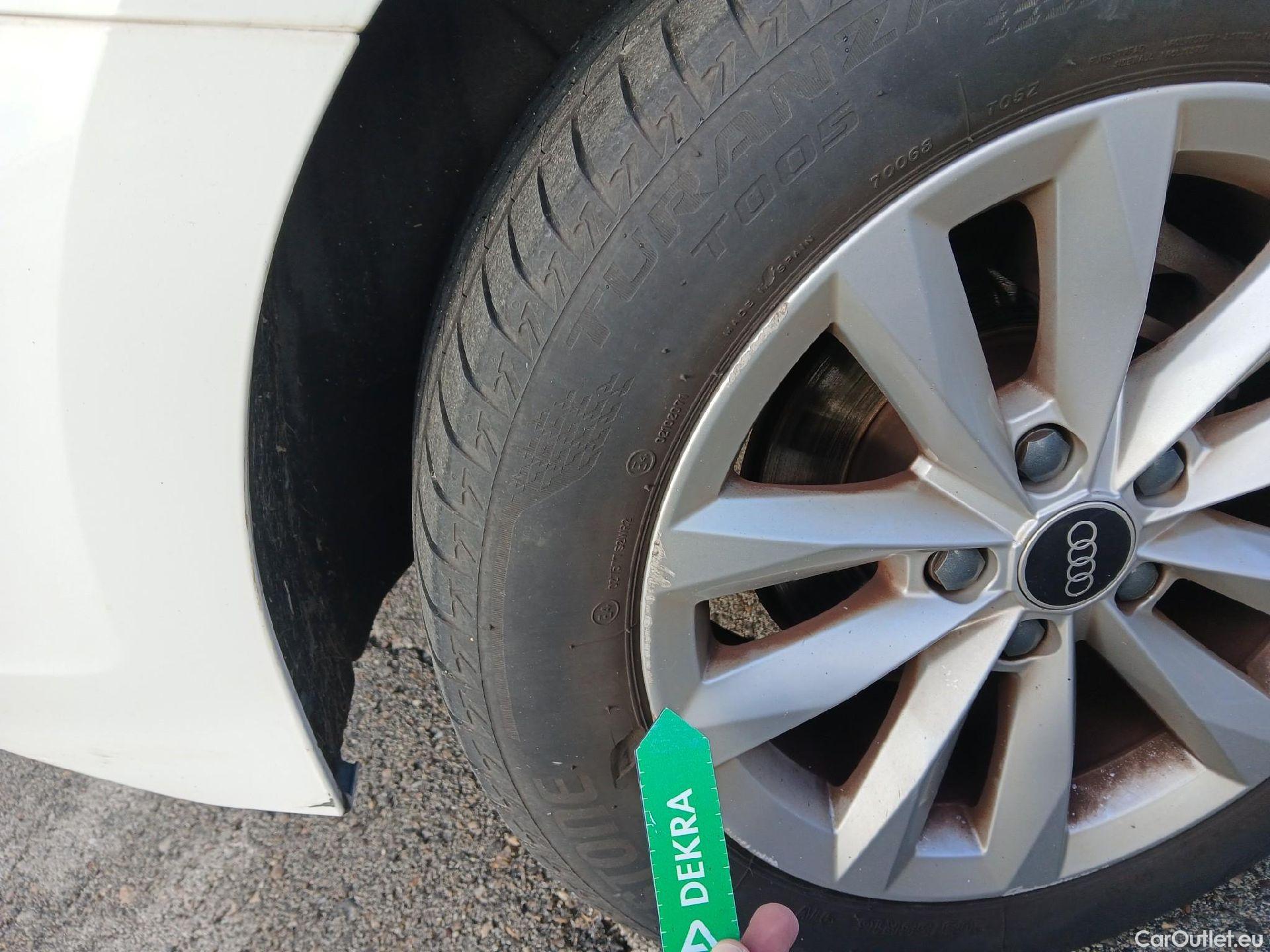  Audi  A3 AUDI  / 2020 / 5P / berlina con portón Sportback 30 TFSI 81kW (110CV) S tronic #6