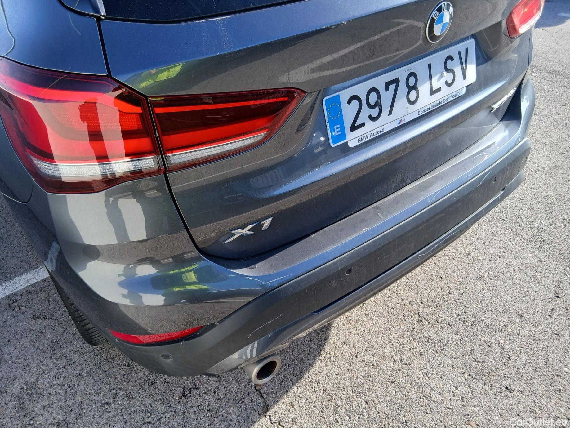  Bmw  X1 BMW  sDrive18i (CX2) #24