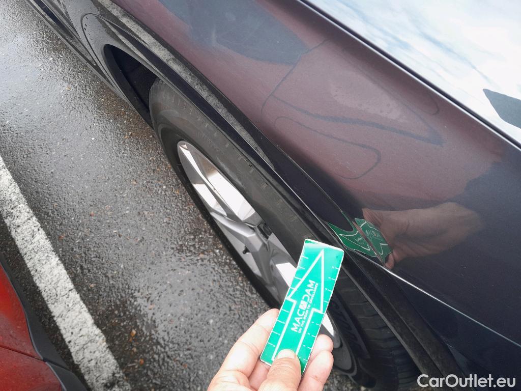  Audi  Q5 AUDI  / 2016 / 5P / todoterreno Design 35 TDI 120kW S tronic (AC) #4