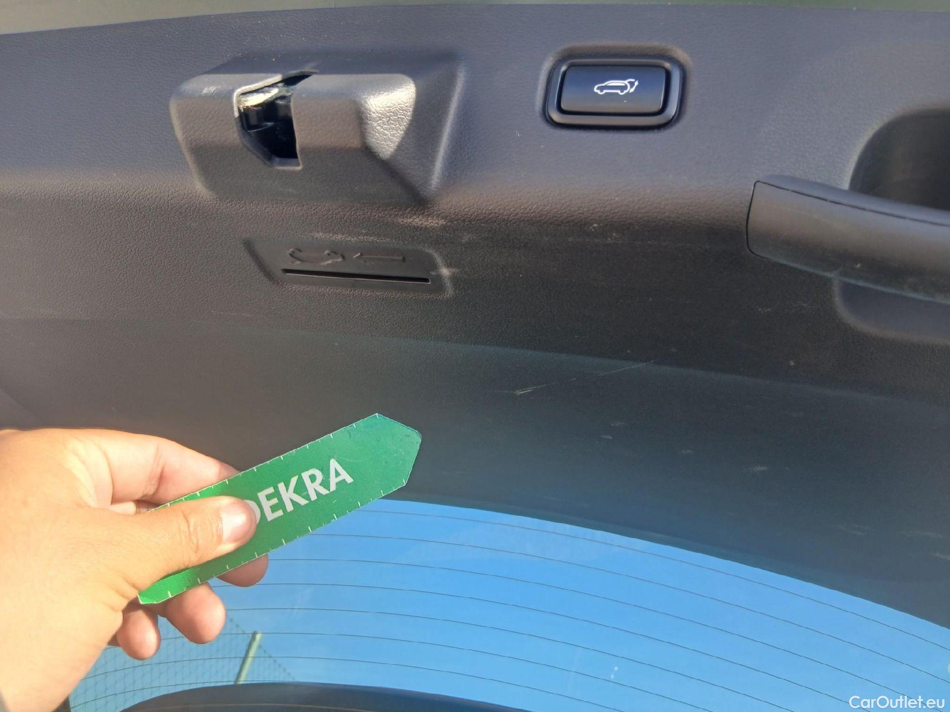  KIA  Sportage KIA  / 2022 / 5P / todoterreno 1.6 T-GDi HEV 171kW (230CV) GT-line 4X2 #4