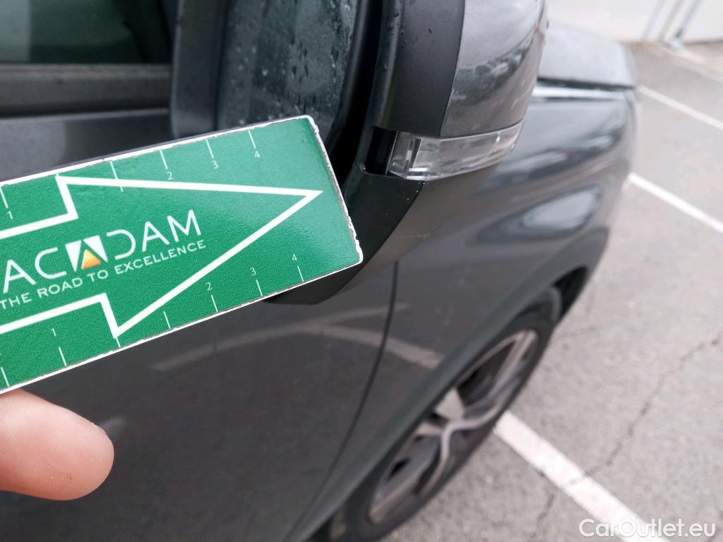  Peugeot  3008 PEUGEOT  Hybrid / 2020 / 5P / todoterreno 225 e-EAT8 Allure #5