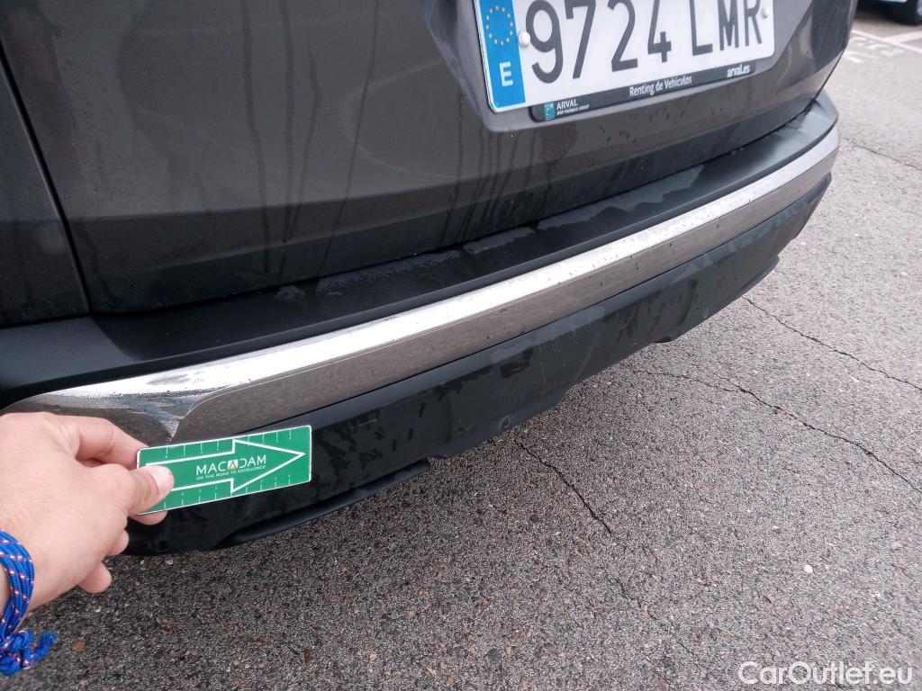  Peugeot  3008 PEUGEOT  Hybrid / 2020 / 5P / todoterreno 225 e-EAT8 Allure #16