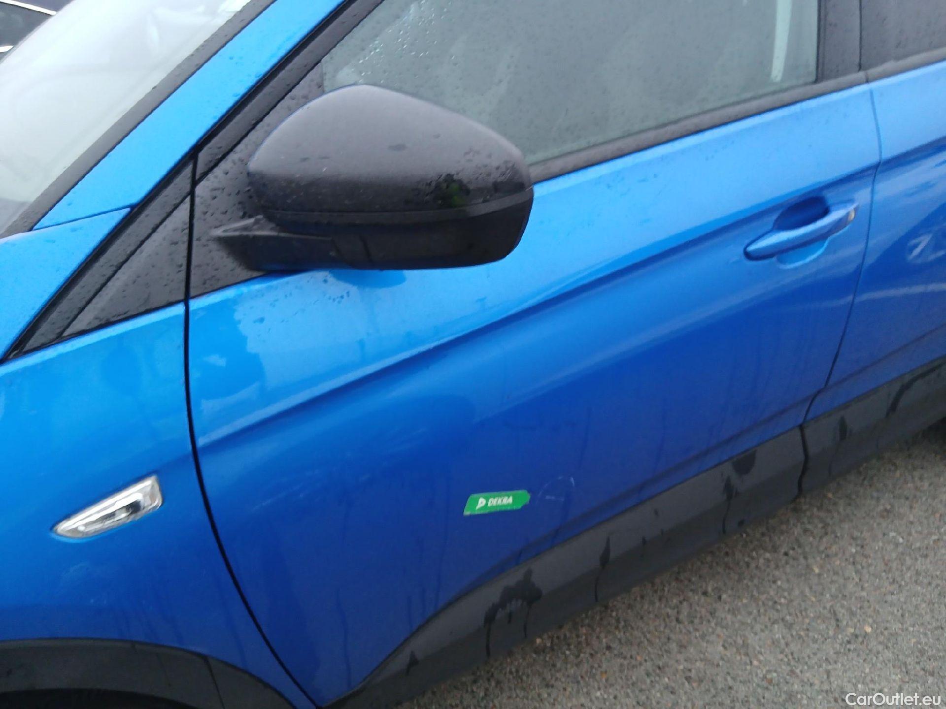  Opel   Grandland X OPEL Grandland / 2021 / 5P / todoterreno 1.5 CDTi Business Edition Auto #13