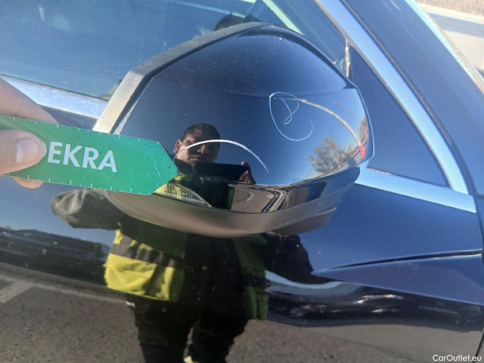  Audi  Q3 AUDI  Sportback / 2019 / 5P / todoterreno Advanced 35 TDI 110kW (150CV) #23