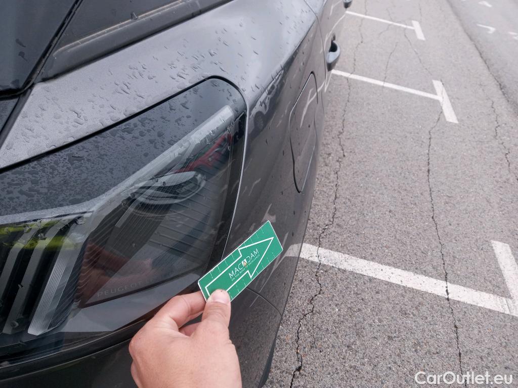  Peugeot  3008 PEUGEOT  Hybrid / 2020 / 5P / todoterreno 225 e-EAT8 Allure #28