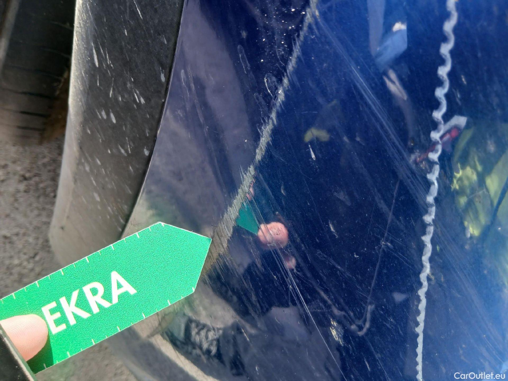  Renault  Captur RENAULT  / 2020 / 5P / todoterreno Intens TCe 90 #8