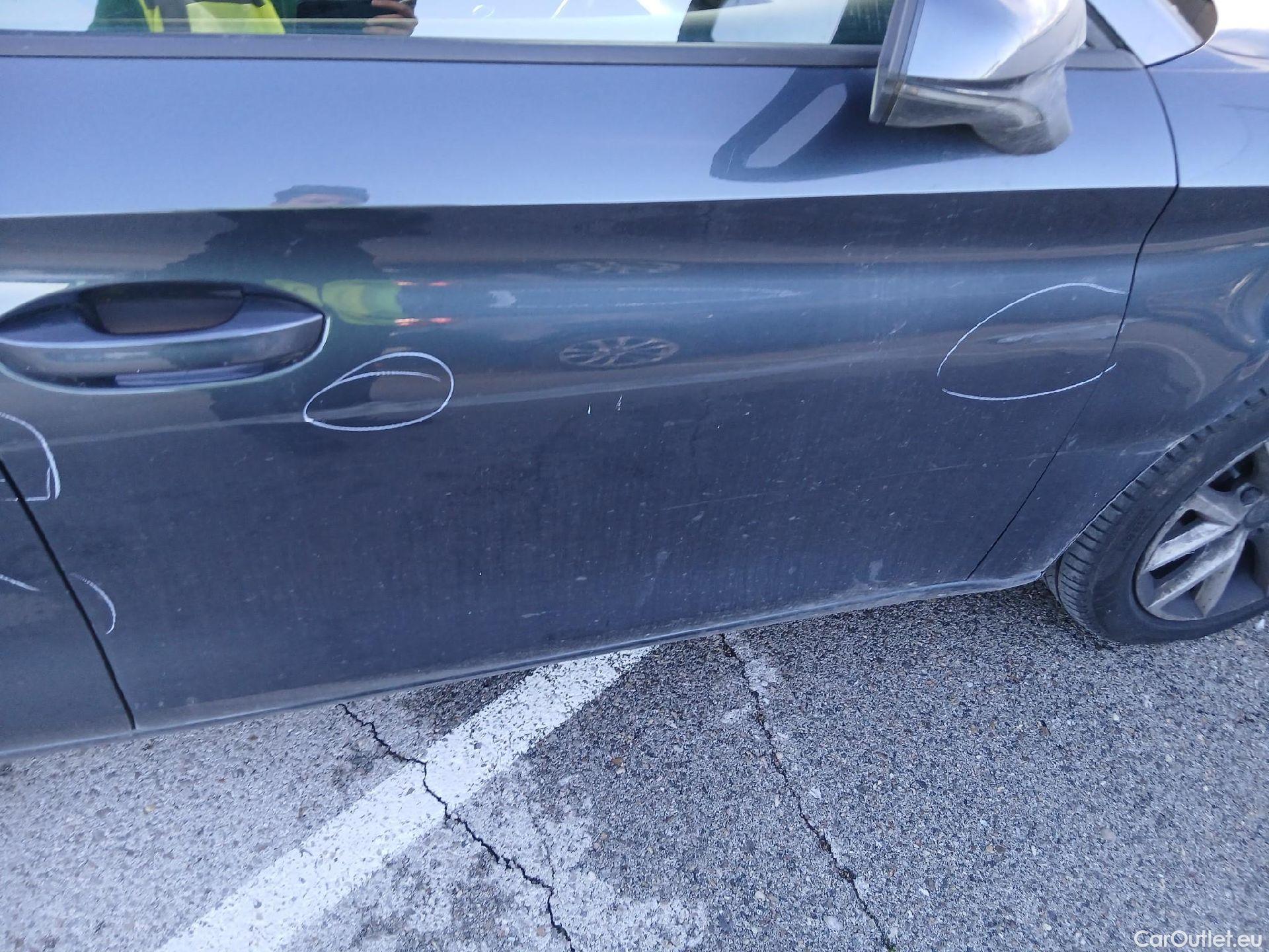  Seat  Leon SEAT Nuevo León / 2020 / 5P / familiar SP 2.0 TDI 85kW Reference Go #42