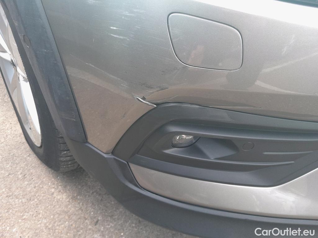  Volvo  V60 VOLVO  Cross Country / 2018 / 5P / familiar 2.0 D4 Auto AWD #7