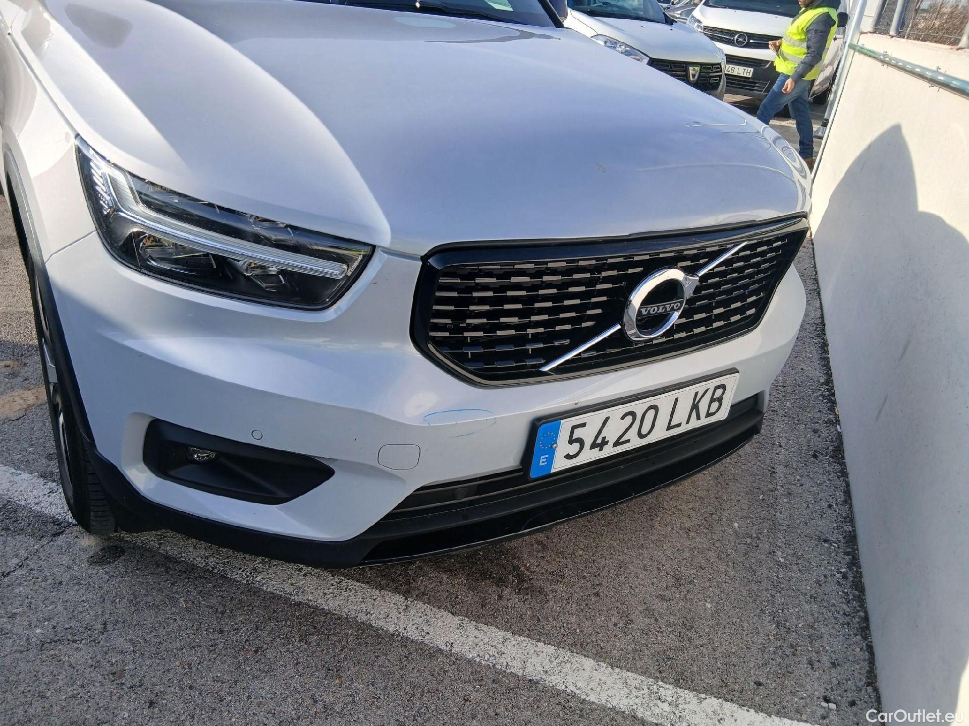  Volvo  XC 40 VOLVO XC40 / 2017 / 5P / todoterreno 1.5 T4 Twin Recharge R-Design Exp Auto #17