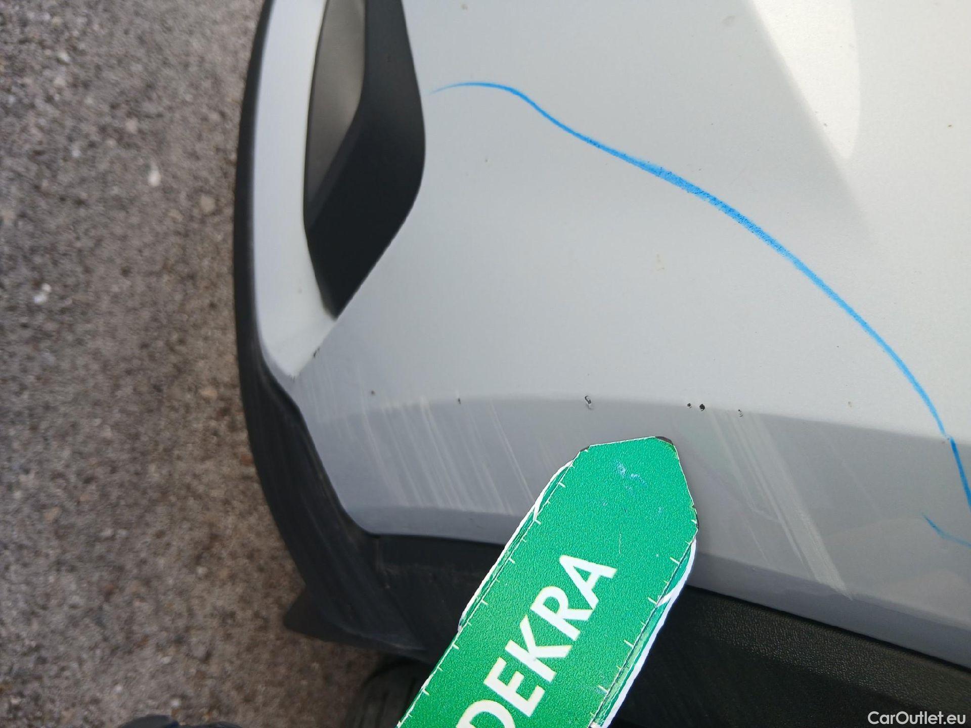  Volvo  XC 40 VOLVO XC40 / 2017 / 5P / todoterreno 1.5 T4 Twin Recharge R-Design Exp Auto #16