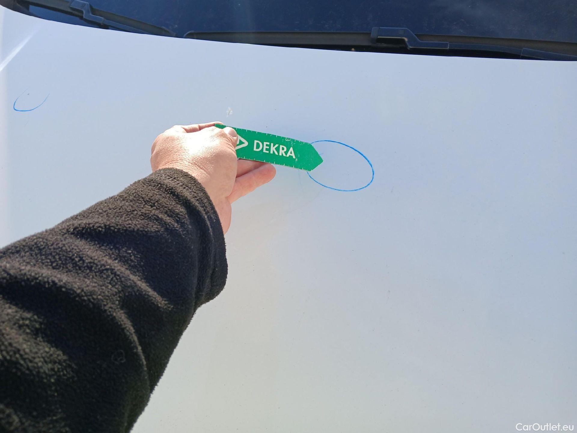  Volkswagen  Golf  VOLKSWAGEN / 2020 / 5P / familiar Life 1.5 eTSI 110kW (150CV) DSG Variant #21