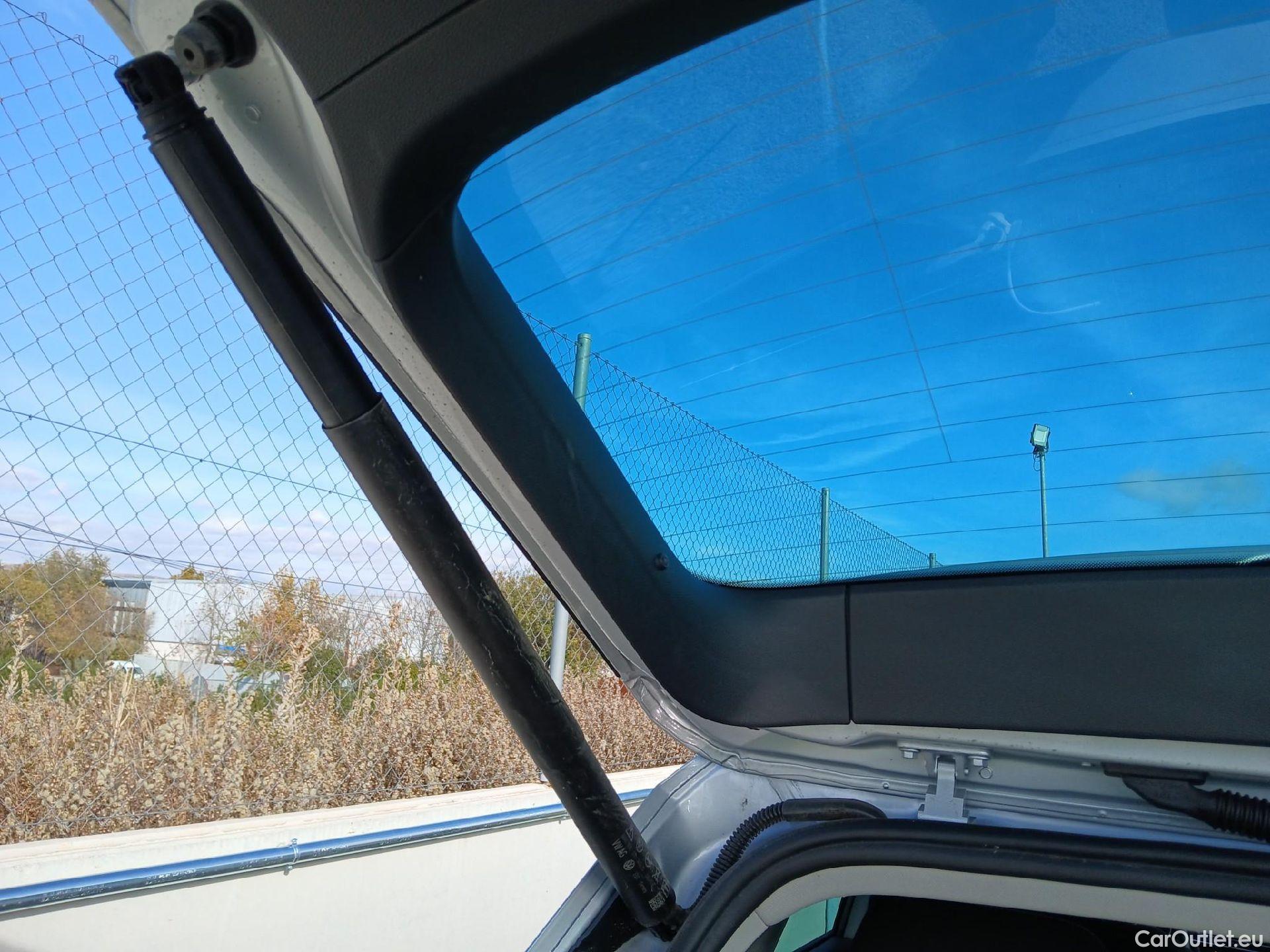  Volkswagen  Tiguan  Life 1.5 TSI 150CV MT6 E6d #9