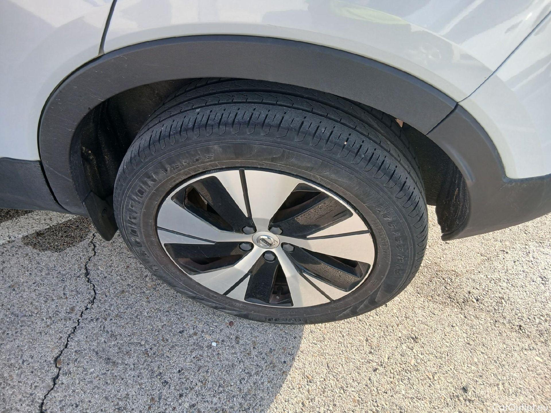  Volvo  XC 40 VOLVO XC40 / 2017 / 5P / todoterreno 1.5 T4 Twin Recharge R-Design Exp Auto #7