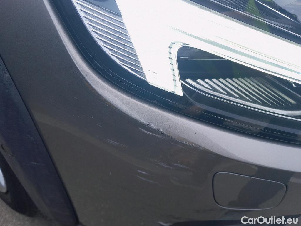  Volvo  V60 VOLVO  Cross Country / 2018 / 5P / familiar 2.0 D4 Auto AWD #23