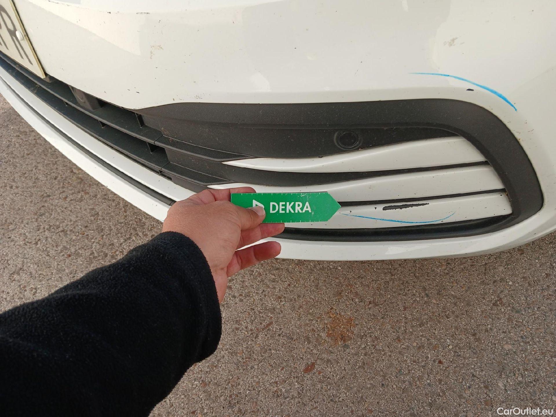  Volkswagen  Golf  VOLKSWAGEN / 2020 / 5P / familiar Life 1.5 eTSI 110kW (150CV) DSG Variant #20