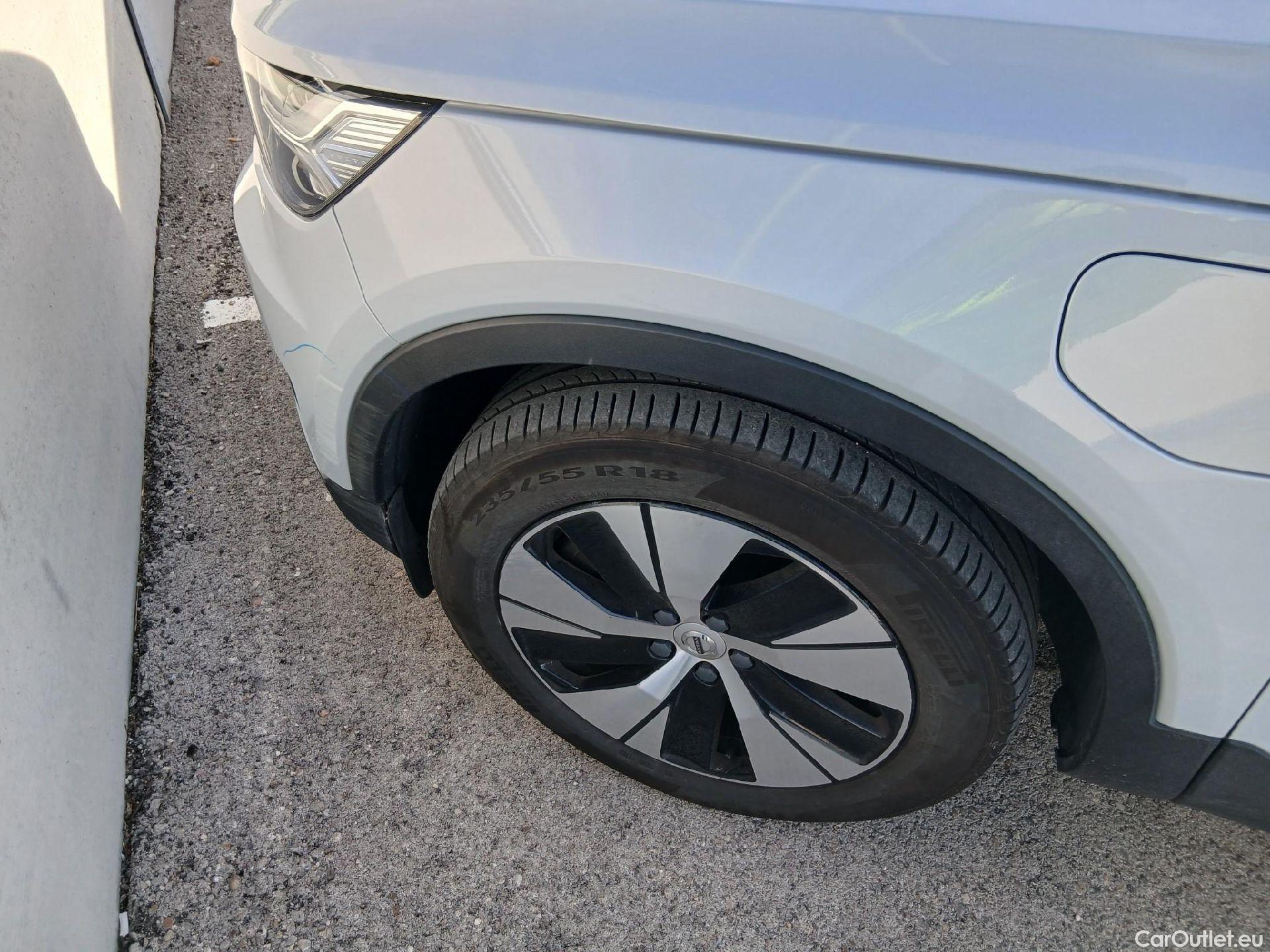  Volvo  XC 40 VOLVO XC40 / 2017 / 5P / todoterreno 1.5 T4 Twin Recharge R-Design Exp Auto #19