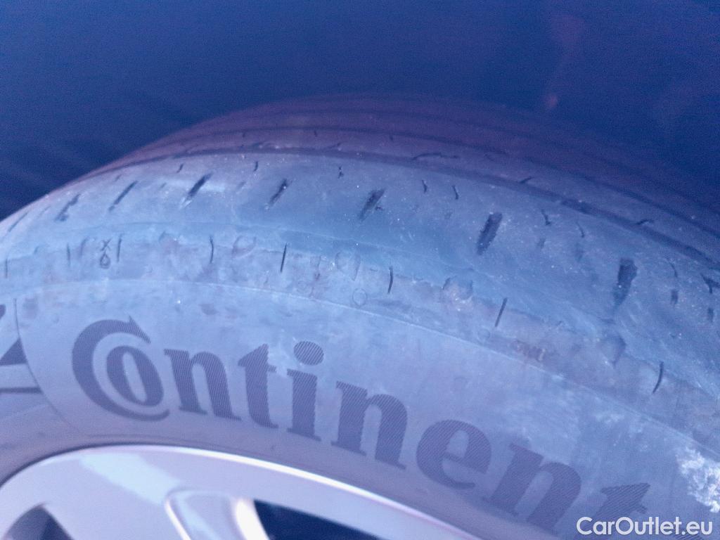  Bmw  Serie 1 BMW  / 2019 / 5P / berlina con portón 116d #1